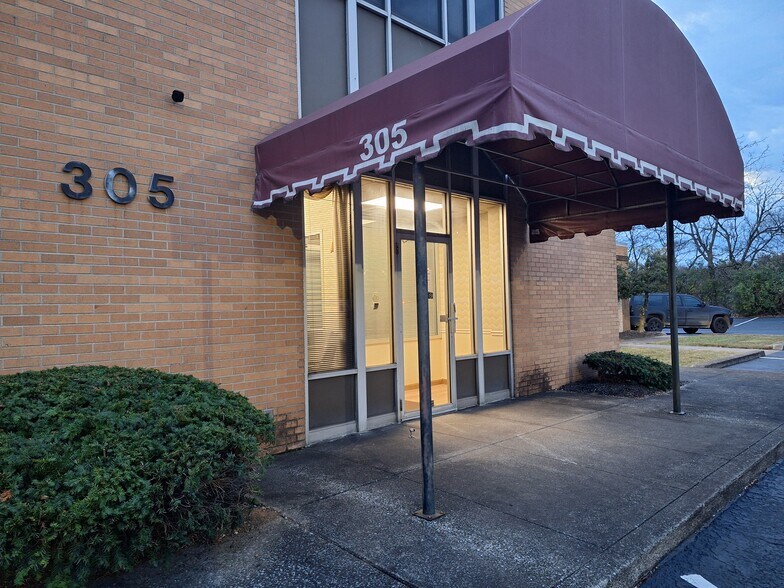 More Photos Of 305 Plus Park Blvd, Nashville Coworking Space