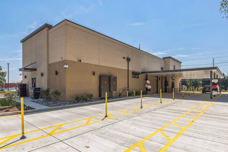 More Photos Of 301 US-130, Cinnaminson Fast Food For Sale