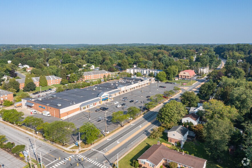 More Photos Of 401 New London Rd, Newark Unknown For Lease