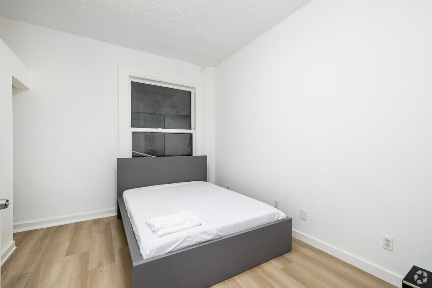 More Photos Of 710 S Broadway, Los Angeles Apartments For Lease