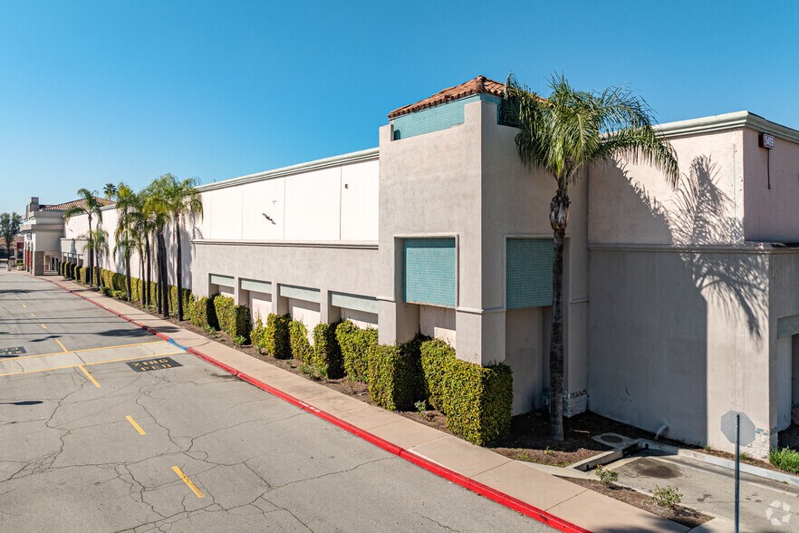 More Photos Of 5533-5549 Philadelphia St, Chino Unknown For Lease