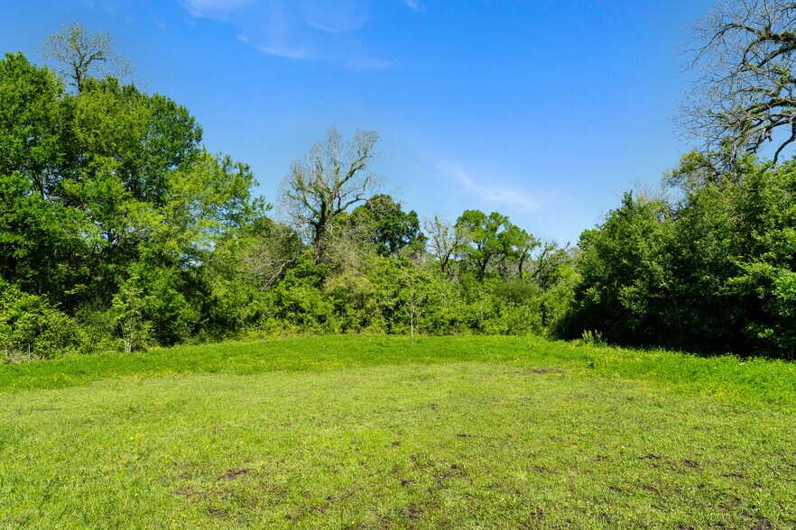 More Photos Of 0 FM 1161, Hungerford Land For Sale