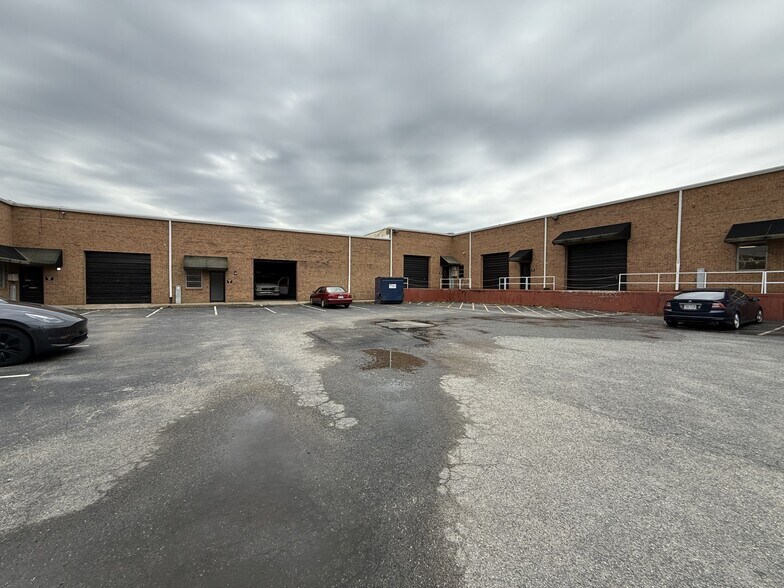 More Photos Of 6829 Atmore Dr, Richmond Warehouse For Lease