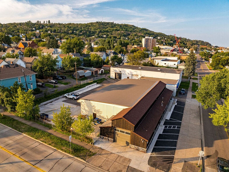 More Photos Of 2321 W 1st St, Duluth Service For Sale