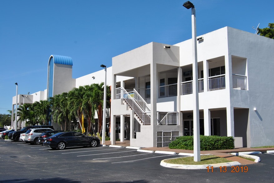 Primary Photo Of 17325 NW 27th Ave, Miami Gardens Medical For Lease