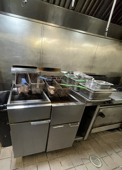 More Photos Of 4450 Kapolei Pky, Kapolei Unknown For Lease