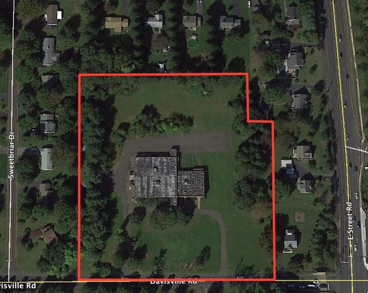 More Photos Of 550 Davisville Rd, Warminster Township Manufacturing For Lease