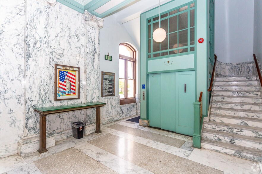 More Photos Of 298 24th St, Ogden Office Residential For Lease