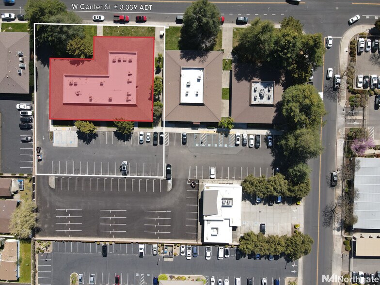 More Photos Of 955 W Center St, Manteca Office For Lease
