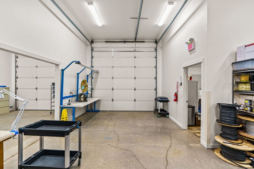 More Photos Of 93303 Prairie Rd, Junction City Industrial For Sale