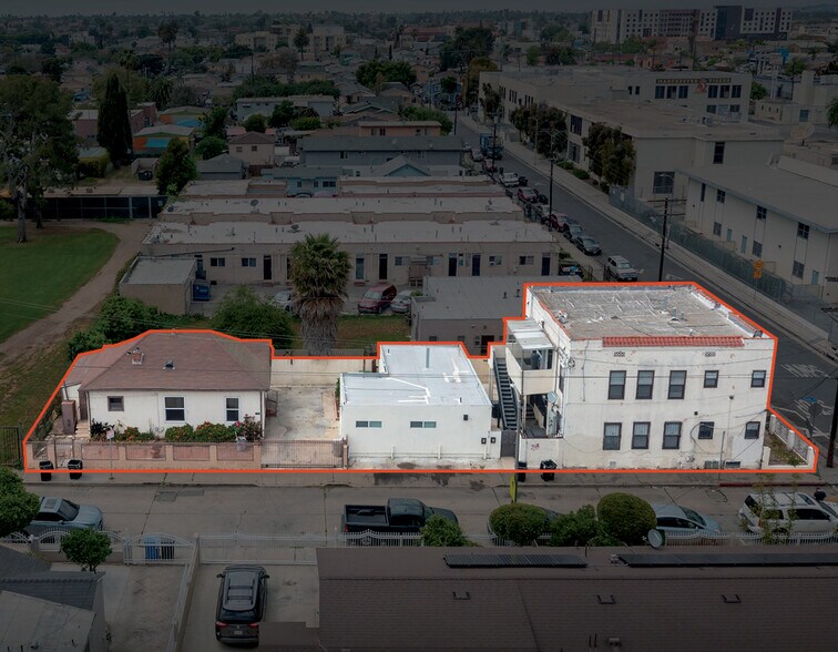 Primary Photo Of 8715 Regina Ct, Los Angeles Apartments For Sale
