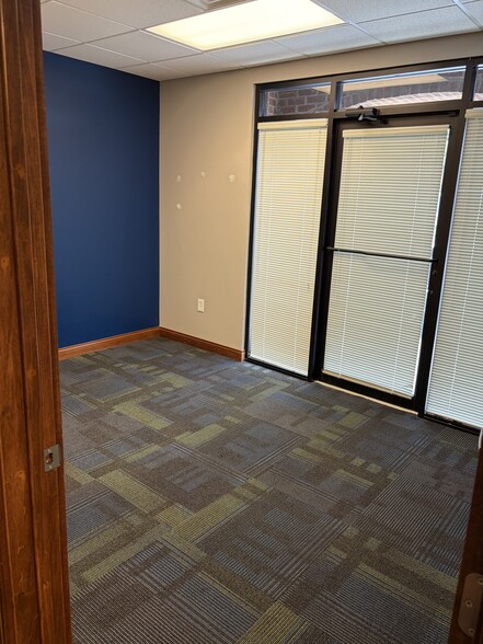 More Photos Of 533 High St, Bowling Green Office For Lease