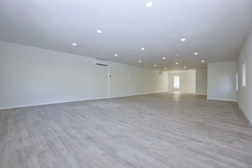 More Photos Of 949 Adelphia-Farmingdale Rd, Howell Loft Creative Space For Sale