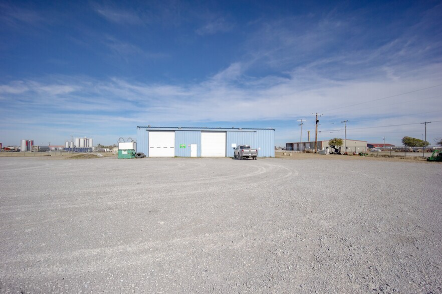 More Photos Of 3519 Jensen Rd E, El Reno Warehouse For Sale