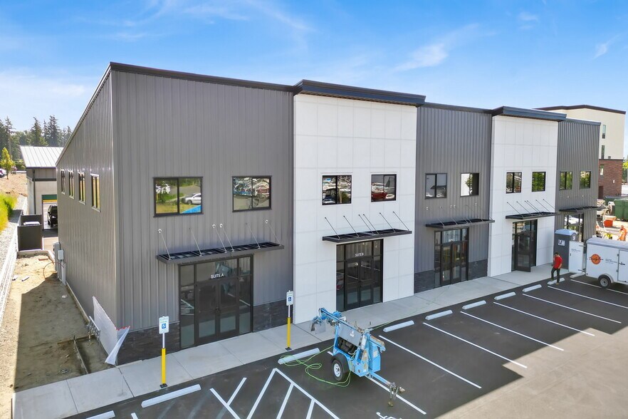 More Photos Of 115 Duffner, Lynden General Retail For Lease