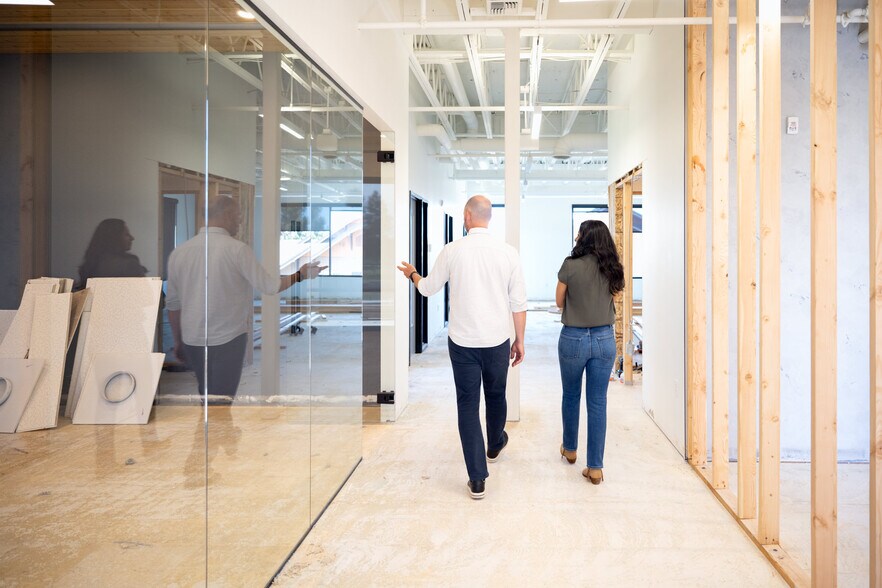 More Photos Of 2900 NW Clearwater Dr, Bend Coworking Space