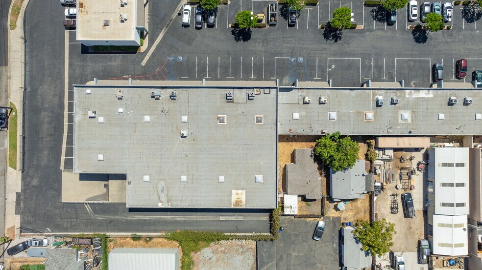 More Photos Of 2-72 N Central Ave, Upland Warehouse For Sale