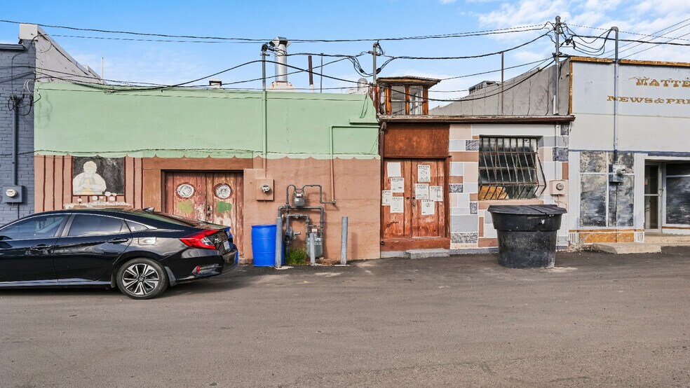 More Photos Of 27 N Cascade Ave, Montrose Storefront For Sale