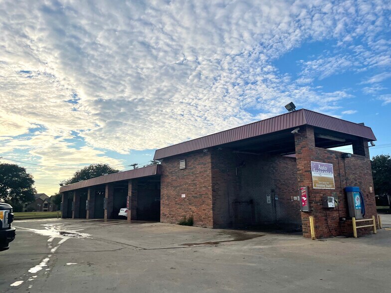 More Photos Of 1101 Yellow Jacket Ln, Rockwall Carwash For Sale