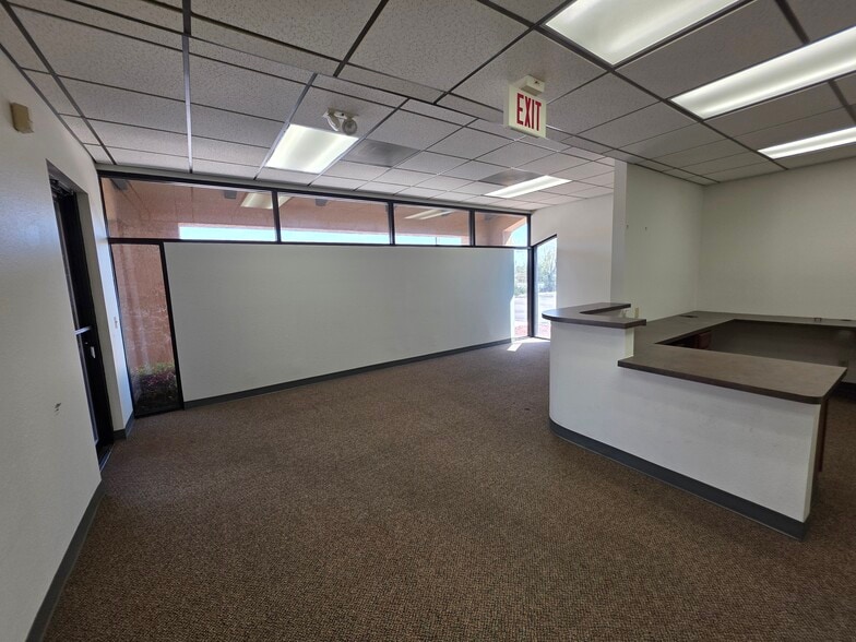 More Photos Of 1669 W Ina Rd, Tucson Healthcare For Sale