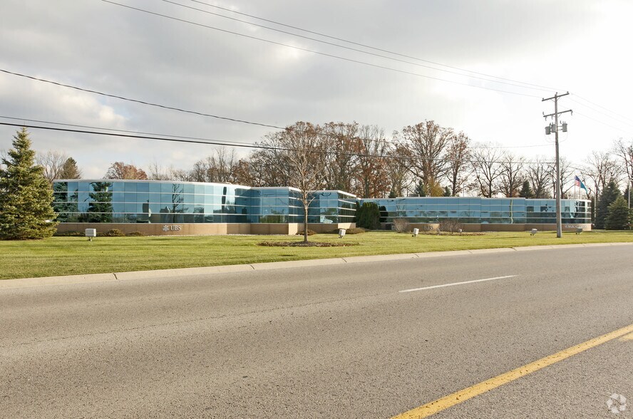 More Photos Of 8235 N Holly Rd, Grand Blanc Office For Lease