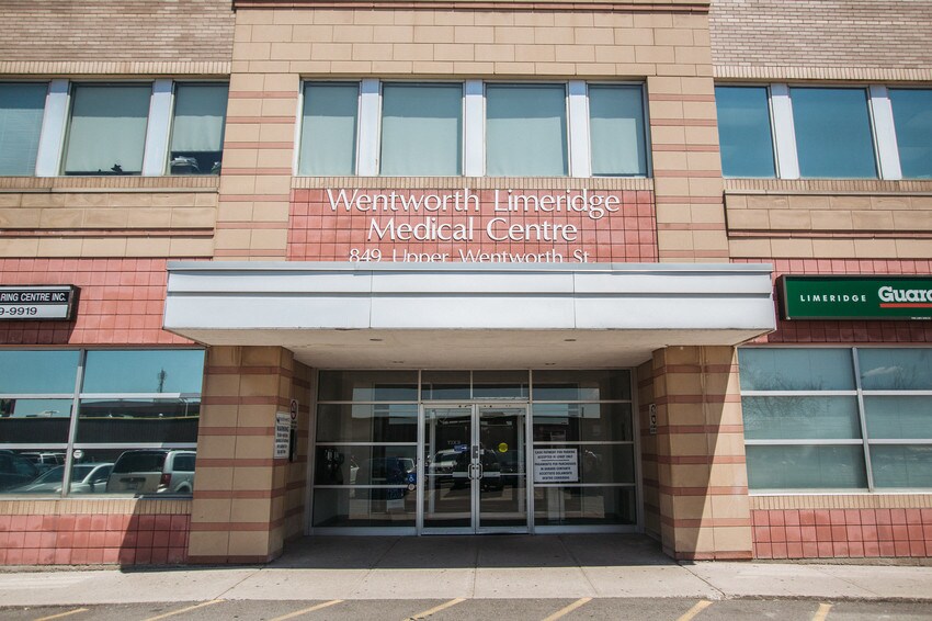 More Photos Of 849 Upper Wentworth St, Hamilton Medical For Lease