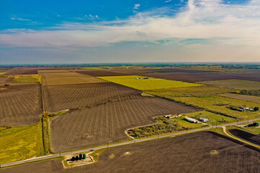 More Photos Of CR 5714 @ CR 5716, La Coste Land For Sale