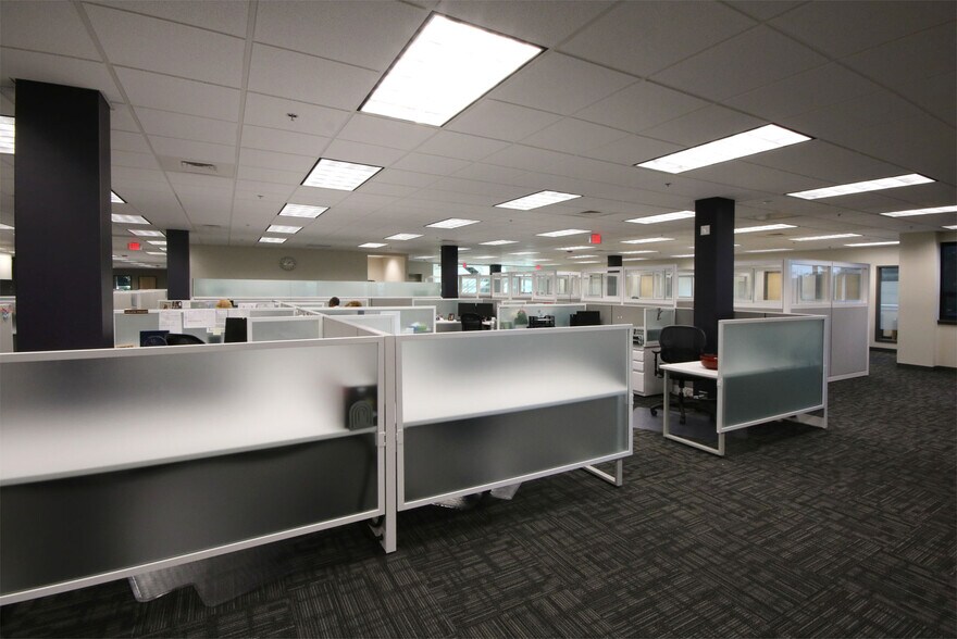 More Photos Of 725 Canton St, Norwood Office For Lease