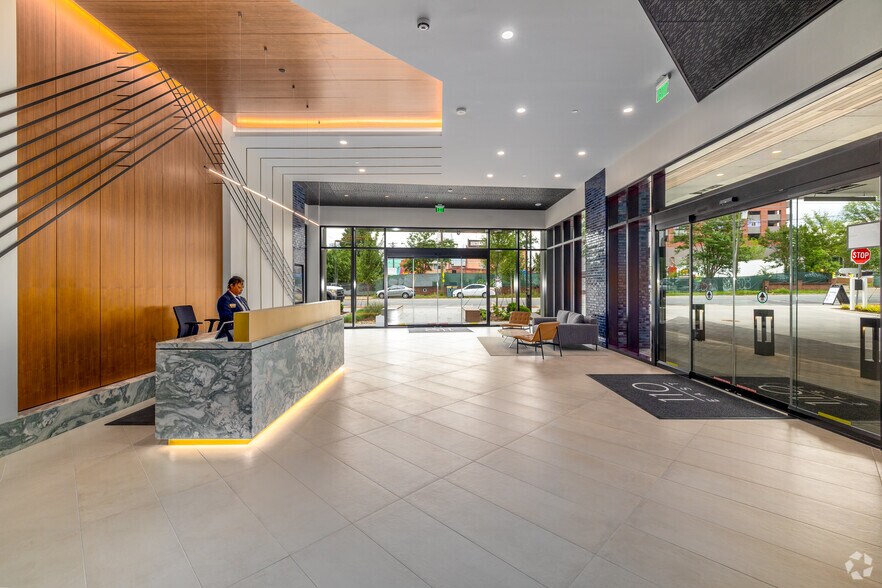 More Photos Of 110 East Blvd, Charlotte Unknown For Lease