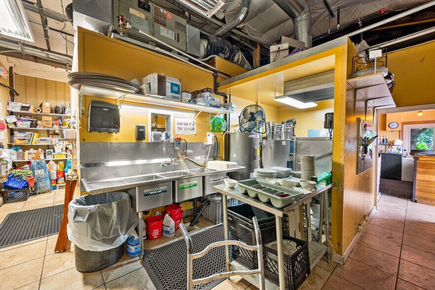 More Photos Of 250 Karma Kanyon Dr, Chelan Winery Vineyard For Sale