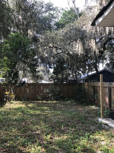 More Photos Of 3323 Saint Johns Ave, Palatka Office For Sale