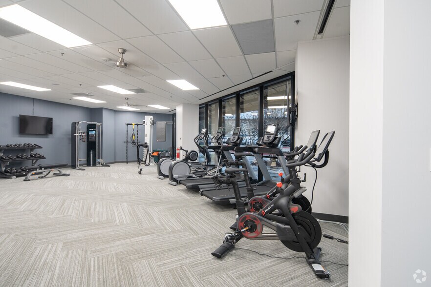 More Photos Of 500 N Central Expy, Plano Coworking Space