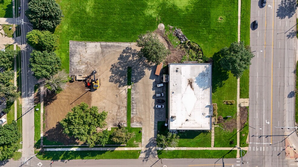 More Photos Of 1900 1st Ave NE, Cedar Rapids Land For Sale