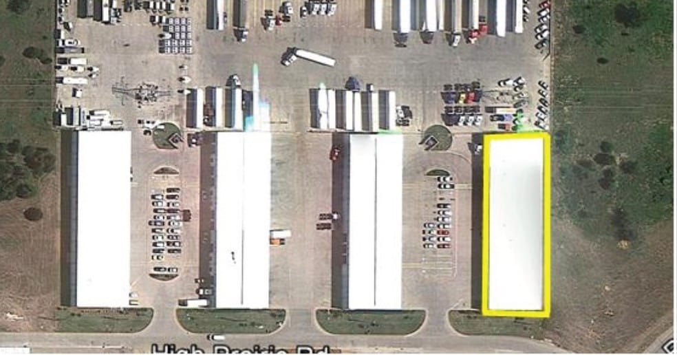 More Photos Of 1850 High Prairie Rd, Grand Prairie Warehouse For Lease