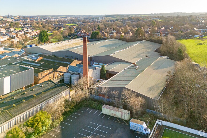 More Photos Of 1-9 Flanshaw Ln, Wakefield Warehouse For Lease