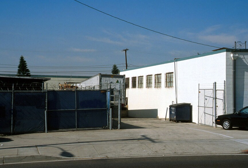 More Photos Of 13507 S Normandie Ave, Gardena Manufacturing For Lease