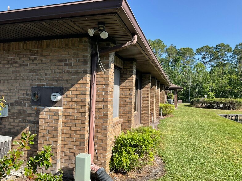 More Photos Of 1409 Kingsley Ave, Orange Park Medical For Sale