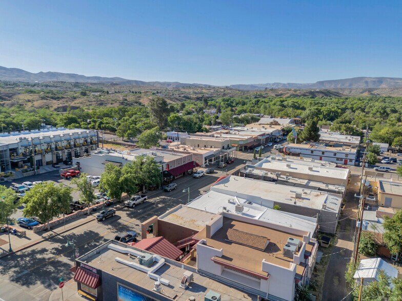 More Photos Of 909 N Main St, Cottonwood Storefront For Sale