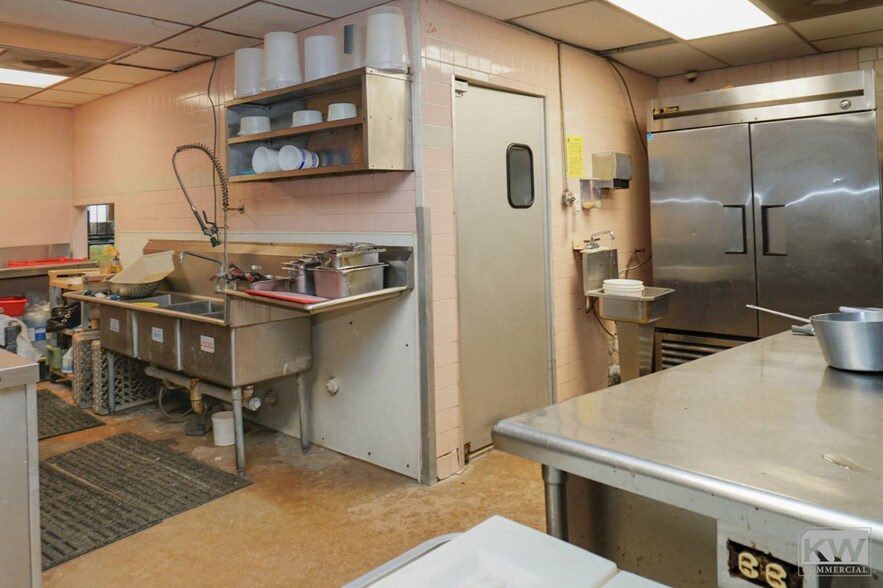 More Photos Of , San Antonio General Retail For Sale