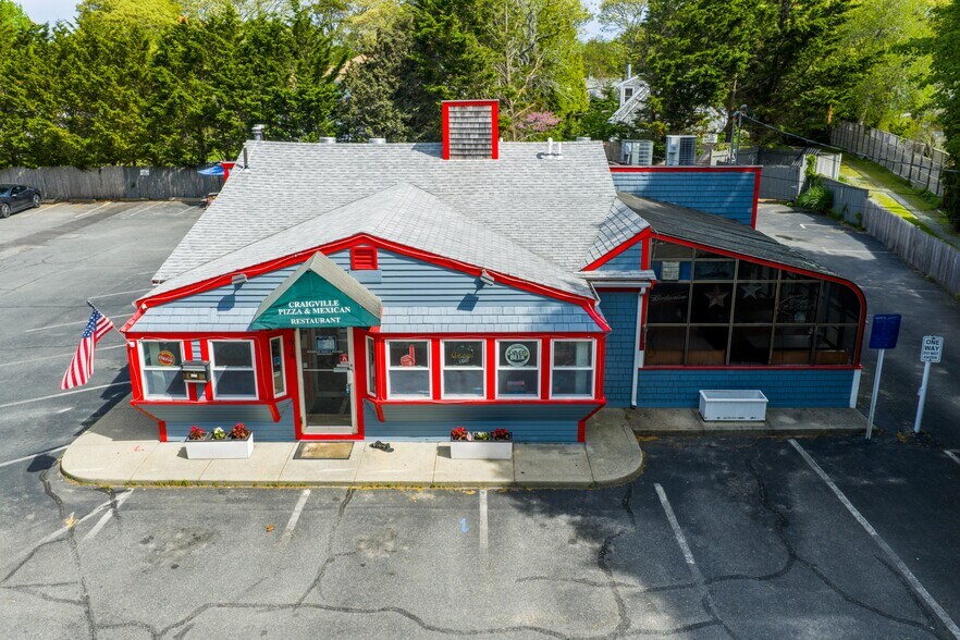 Primary Photo Of 618 Craigville Beach Rd, Centerville General Retail For Sale