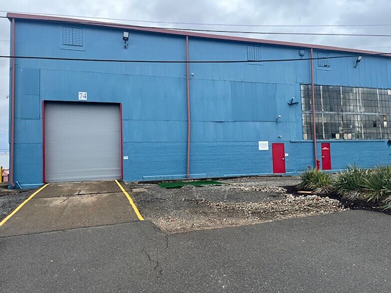 Primary Photo Of 2301 Duss Ave, Ambridge Warehouse For Lease