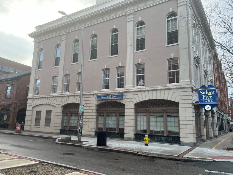 More Photos Of 71 Washington St, Salem Bank For Lease