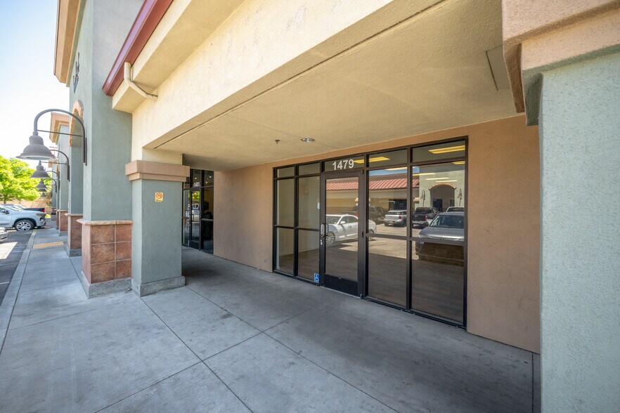 More Photos Of 1461-1475 Creston Rd, Paso Robles Unknown For Lease