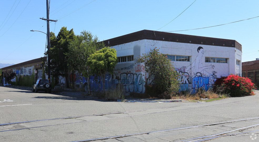 More Photos Of 1800-1840 Campbell St, Oakland Warehouse For Lease