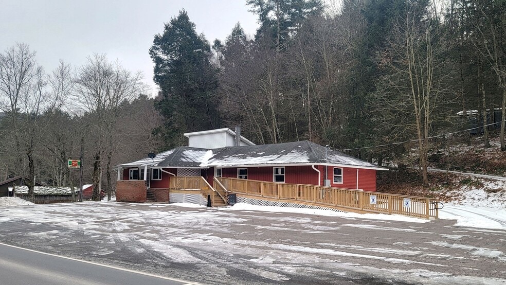 More Photos Of 1597 Hillside Rd, Shavertown Restaurant For Sale