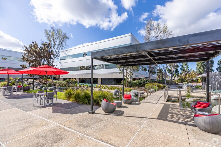 More Photos Of 2111 Palomar Airport Rd, Carlsbad Unknown For Sale