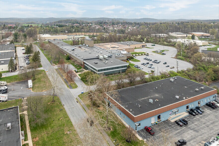 More Photos Of 241 Welsh Pool Rd, Exton Warehouse For Lease