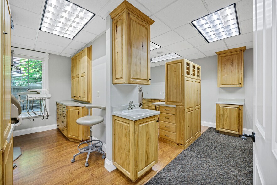 More Photos Of 104 E 200 N, Logan Office For Sale