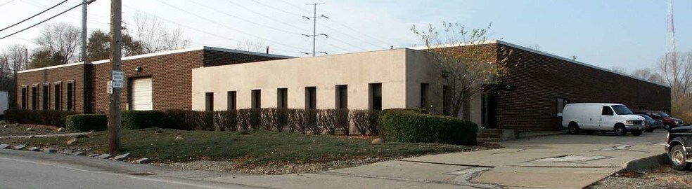 More Photos Of 4906-4920 Van Epps Rd, Brooklyn Heights Manufacturing For Lease