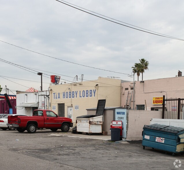 More Photos Of 3512 W Victory Blvd, Burbank Storefront For Sale
